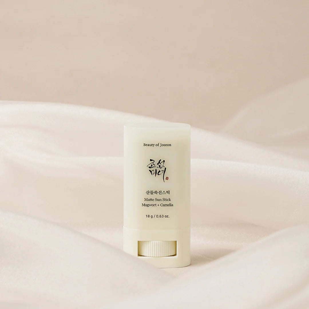 BEAUTY OF JOSEON Matte Sun Stick : Mugwort+Camelia (SPF 50+ PA++++)